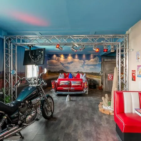 Zeit & Traum Privat Hotel 4*