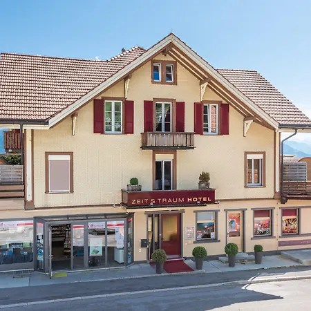 Zeit & Traum Privat فندق 4*