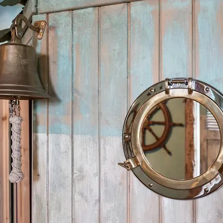 فندق Zeit & Traum Privat 4*