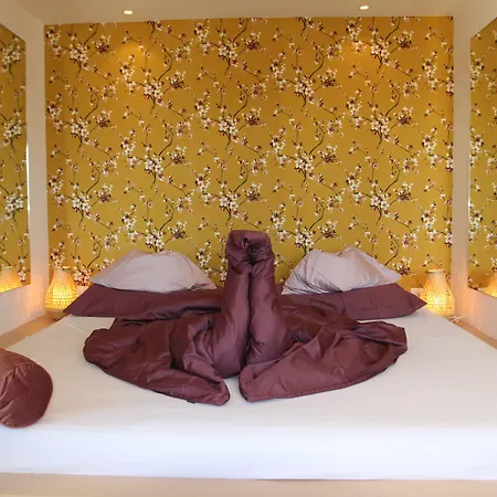 فندق Zeit & Traum Privat 4*